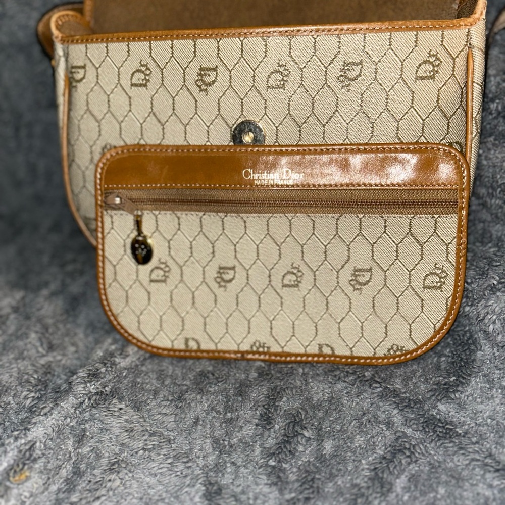 1980s Christian Dior honeycomb canvas shoulder bag and coin pouch Vintage - Picture 2 of 8